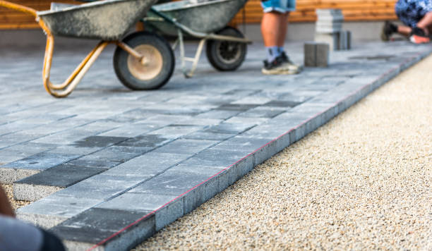 Best Concrete Walkway Installation  in Woodson Terrace, MO